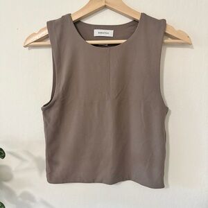 🤎 Aritzia Sculpt Taupe Tank Top 🤎